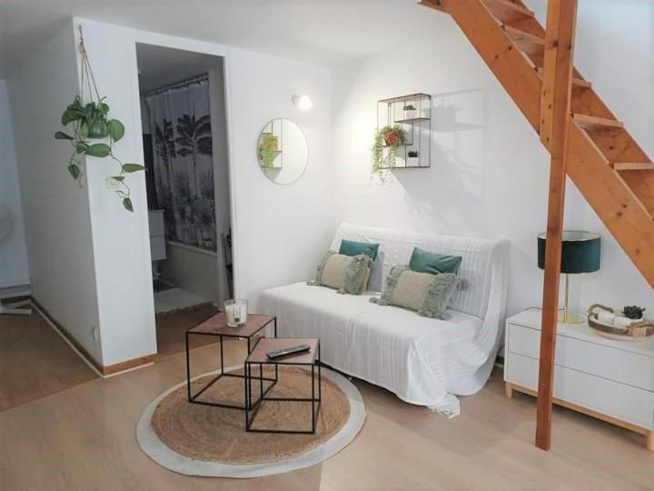 Duplex A La Gare Du Mans Bed and Breakfast Le Mans Exteriör bild